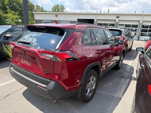 Used 2024 Toyota RAV4 XLE w/ Convenience Package AWD/4WD image 13