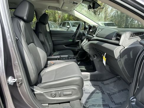 New 2026 Honda Odyssey EX-L image 14