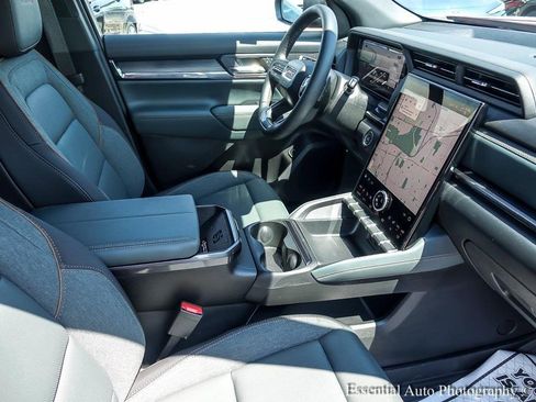 Used 2026 GMC Terrain AT4 w/ Convenience Package III image 29