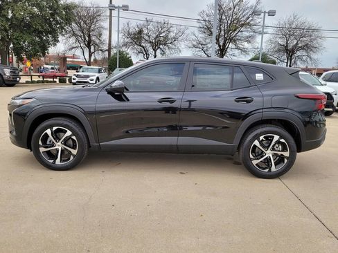 New 2026 Chevrolet Trax RS w/ Sunroof Package image 2