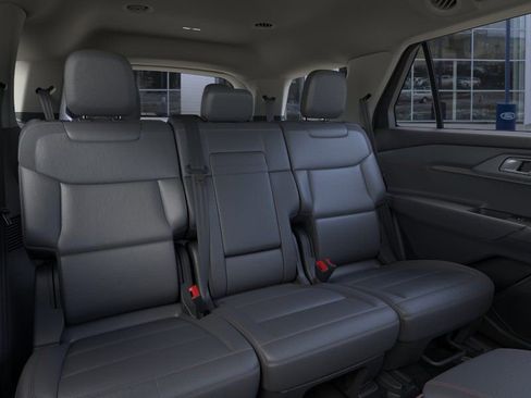 New 2026 Ford Explorer Active AWD/4WD image 11