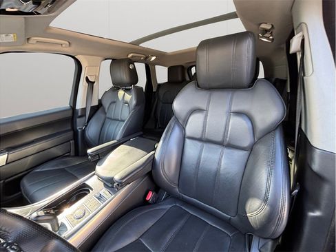 Used 2017 Land Rover Range Rover Sport HSE image 20
