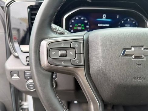 Used 2024 Chevrolet Silverado 2500 ZR2 w/ Technology Package AWD/4WD image 27