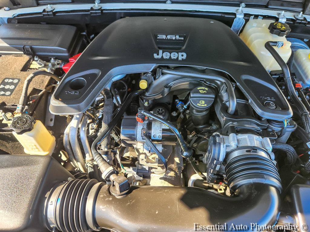 Used 2021 Jeep Wrangler Unlimited Rubicon AWD/4WD image 22