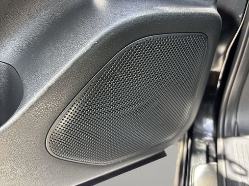 Used 2021 Nissan Rogue Platinum image 19