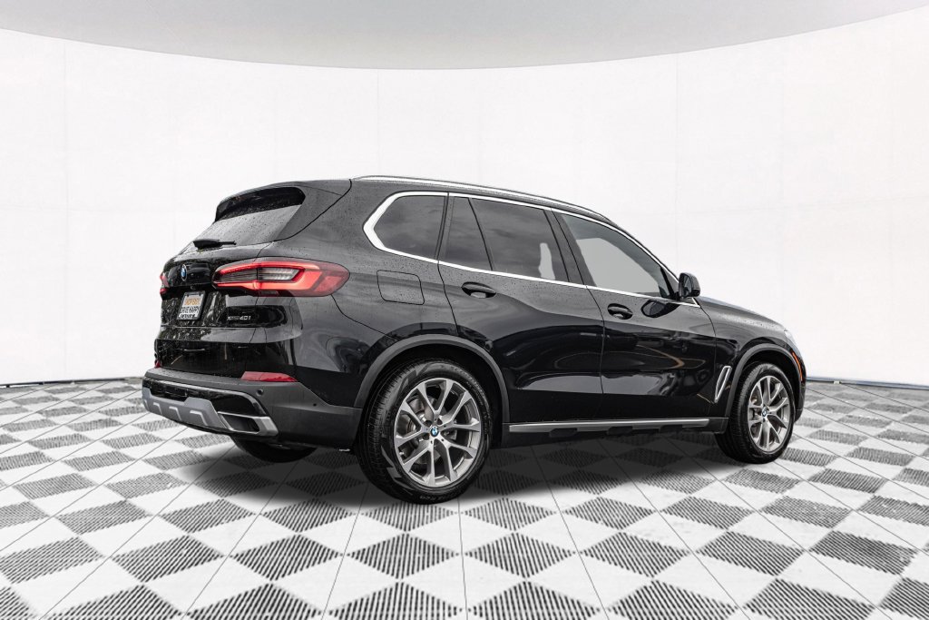 Used 2022 BMW X5 xDrive40i w/ Premium Package AWD/4WD image 10