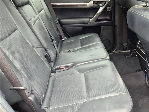 Used 2023 Lexus GX 460 Luxury w/ Accessory Package AWD/4WD image 18