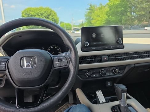 Certified 2024 Honda HR-V LX image 21