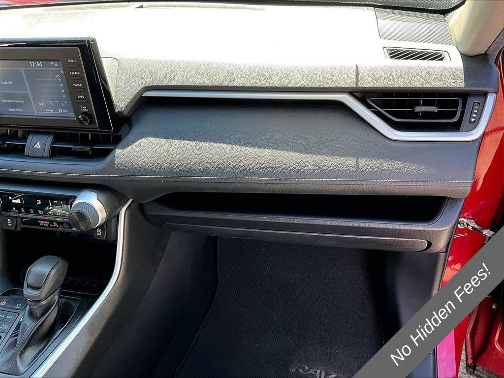 Used 2019 Toyota RAV4 LE w/ All Weather Liner Package AWD/4WD image 15