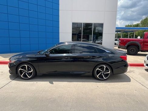 Used 2022 Honda Accord Sport image 10