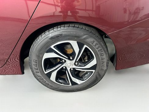 Used 2017 Honda Accord LX image 11