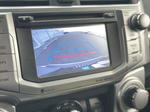 Used 2016 Toyota 4Runner SR5 image 29