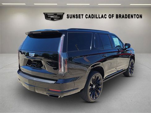New 2026 Cadillac Escalade Platinum Sport w/ LPO, ONYX Package image 4
