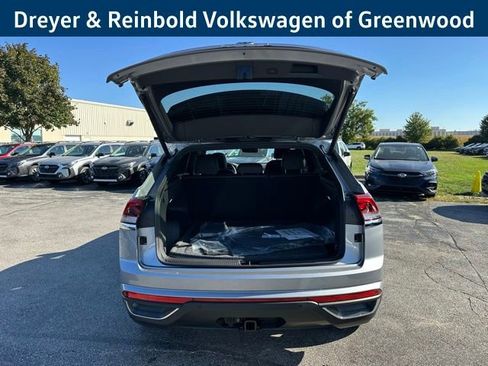 New 2026 Volkswagen Atlas Cross Sport SE image 33