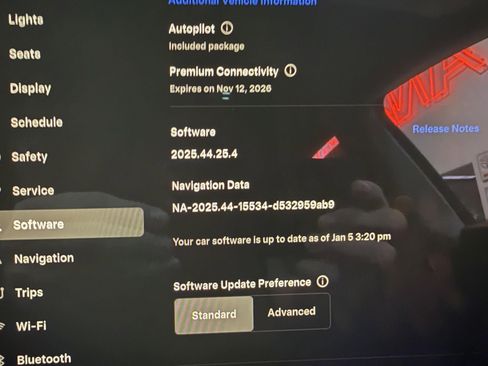 Used 2021 Tesla Model Y Performance image 29