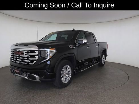 Used 2024 GMC Sierra 1500 Denali w/ Technology Package AWD/4WD image 2