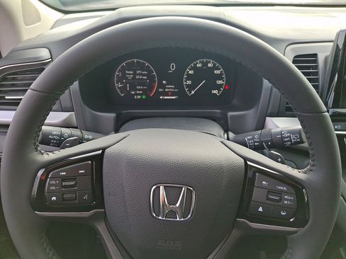 Used 2025 Honda Odyssey EX-L image 22