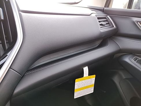 Used 2026 Subaru Ascent Limited image 39