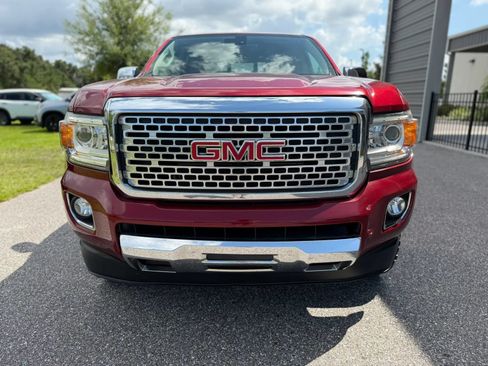 Used 2017 GMC Canyon Denali RWD image 3
