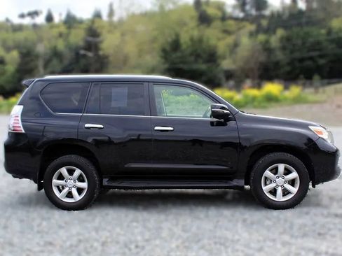 Used 2011 Lexus GX 460 w/ Convenience Pkg AWD/4WD image 8