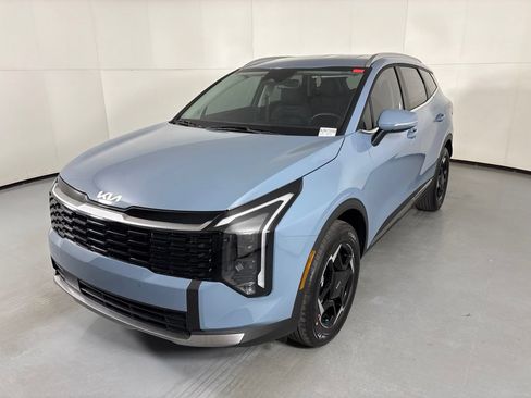 New 2026 Kia Sportage EX AWD/4WD image 4