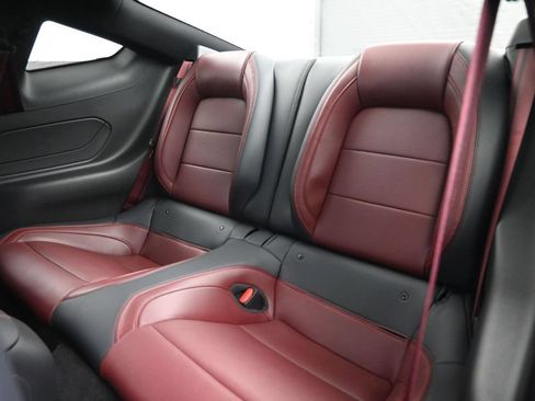 Used 2025 Ford Mustang GT Premium RWD image 27