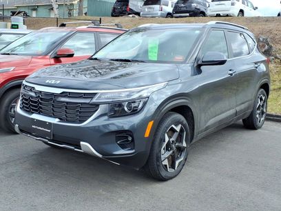 Used 2024 Kia Seltos EX