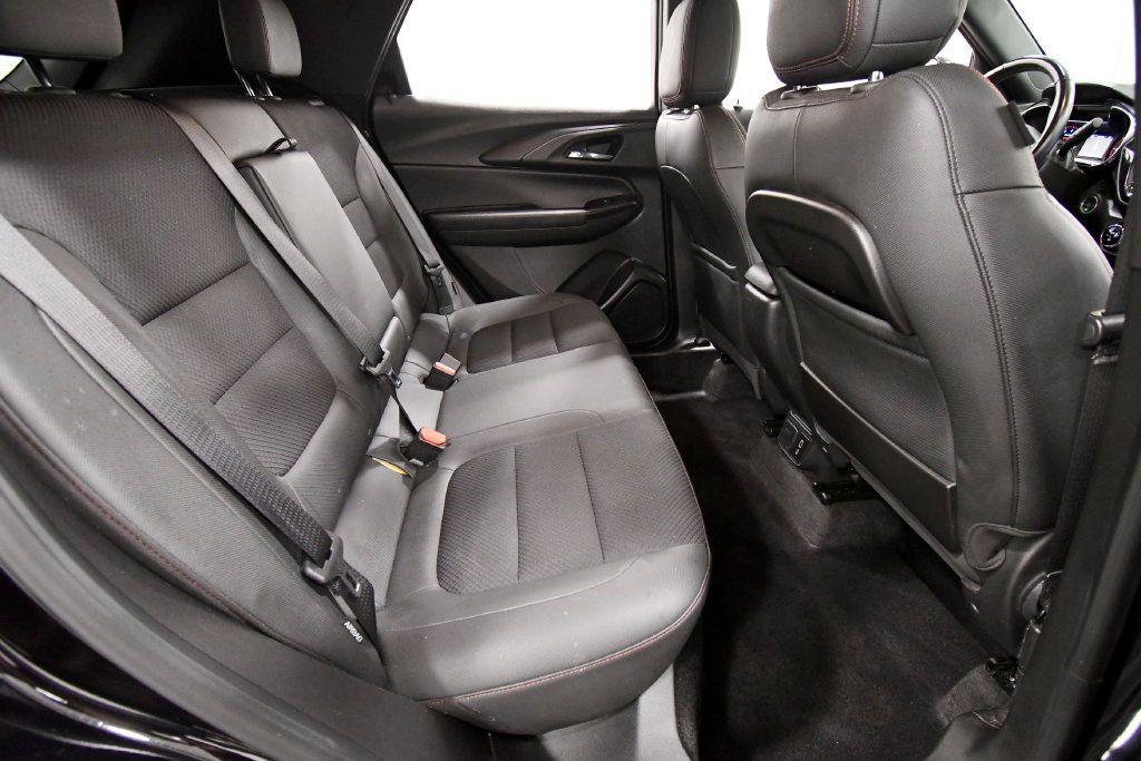Used 2021 Chevrolet TrailBlazer RS w/ Convenience Package FWD image 16