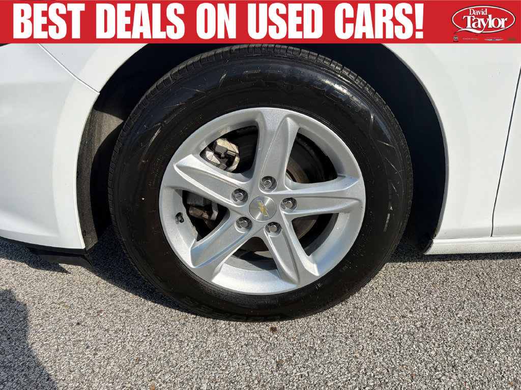 Used 2020 Chevrolet Malibu LS FWD image 18