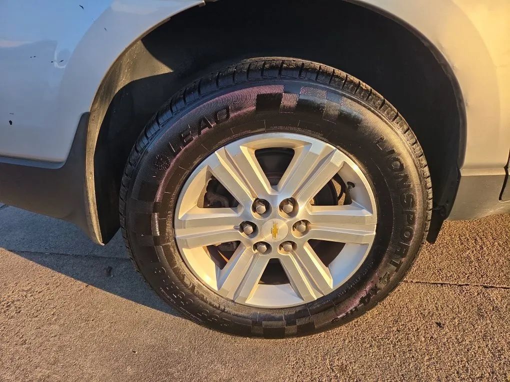 Used 2014 Chevrolet Traverse LT FWD image 29