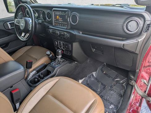 Used 2021 Jeep Wrangler Unlimited Sahara w/ Cold Weather Group AWD/4WD image 21