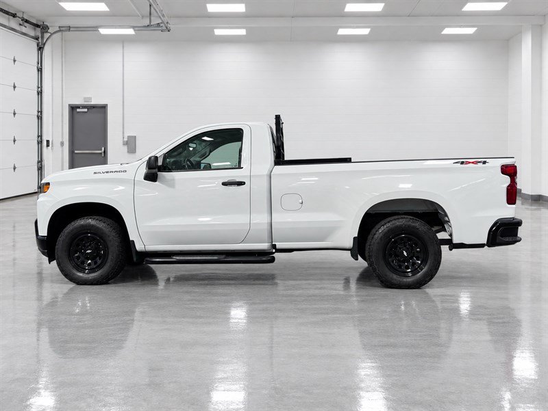 Used 2019 Chevrolet Silverado 1500 W/T w/ WT Convenience Package AWD/4WD image 2