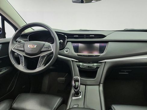 Used 2017 Cadillac XT5 Luxury w/ Driver Awareness Package AWD/4WD image 28