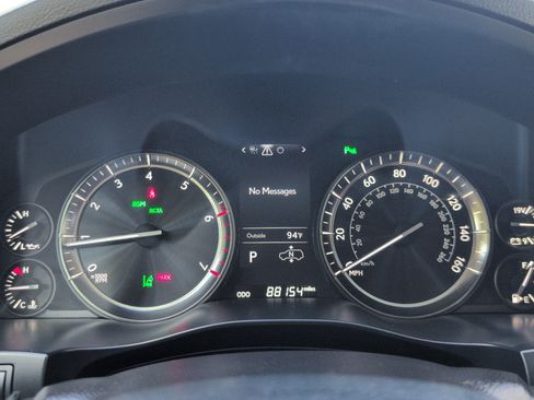 Used 2017 Lexus LX 570 4WD w/ Luxury Package image 30