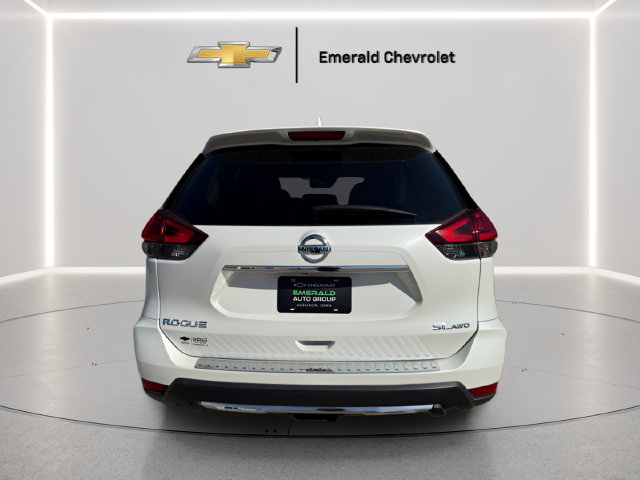 Used 2017 Nissan Rogue SL AWD/4WD image 8