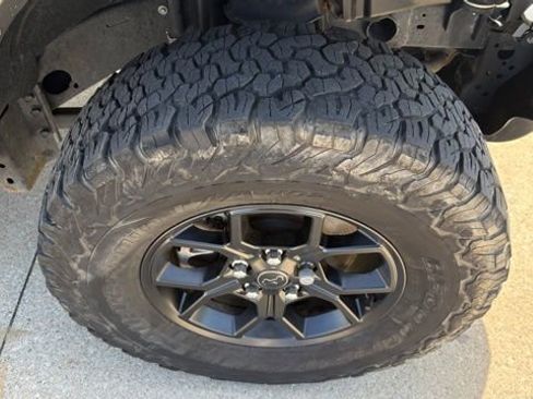 Used 2024 Jeep Wrangler Unlimited Sport AWD/4WD image 15