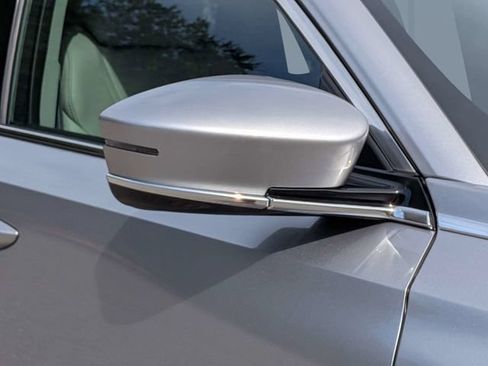 Certified 2025 Acura MDX FWD w/ Technology Package image 10