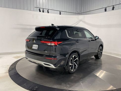 Used 2024 Mitsubishi Outlander SEL image 11