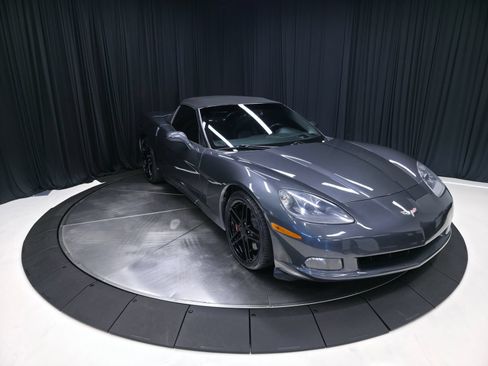 Used 2009 Chevrolet Corvette Convertible w/ Preferred Equipment Group RWD image 7