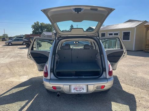 Used 2007 Chrysler PT Cruiser Sport Wagon 4D image 14