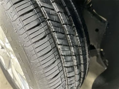 Used 2016 Ford Expedition EL Limited image 28