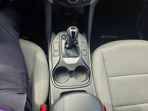 Used 2017 Hyundai Santa Fe Sport w/ Cargo Package FWD image 17