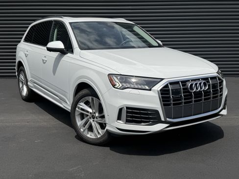 Used 2023 Audi Q7 3.0T Premium AWD/4WD image 7