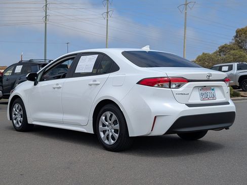 Used 2026 Toyota Corolla LE FWD image 12
