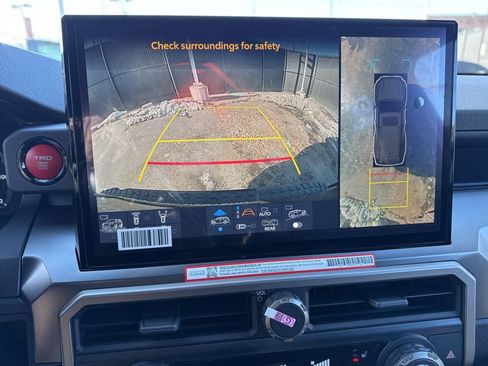 New 2025 Toyota 4Runner TRD Off-Road Premium image 32