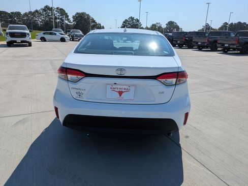 Certified 2023 Toyota Corolla LE image 6