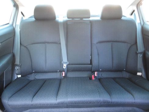 Used 2011 Subaru Legacy 2.5i Premium image 20