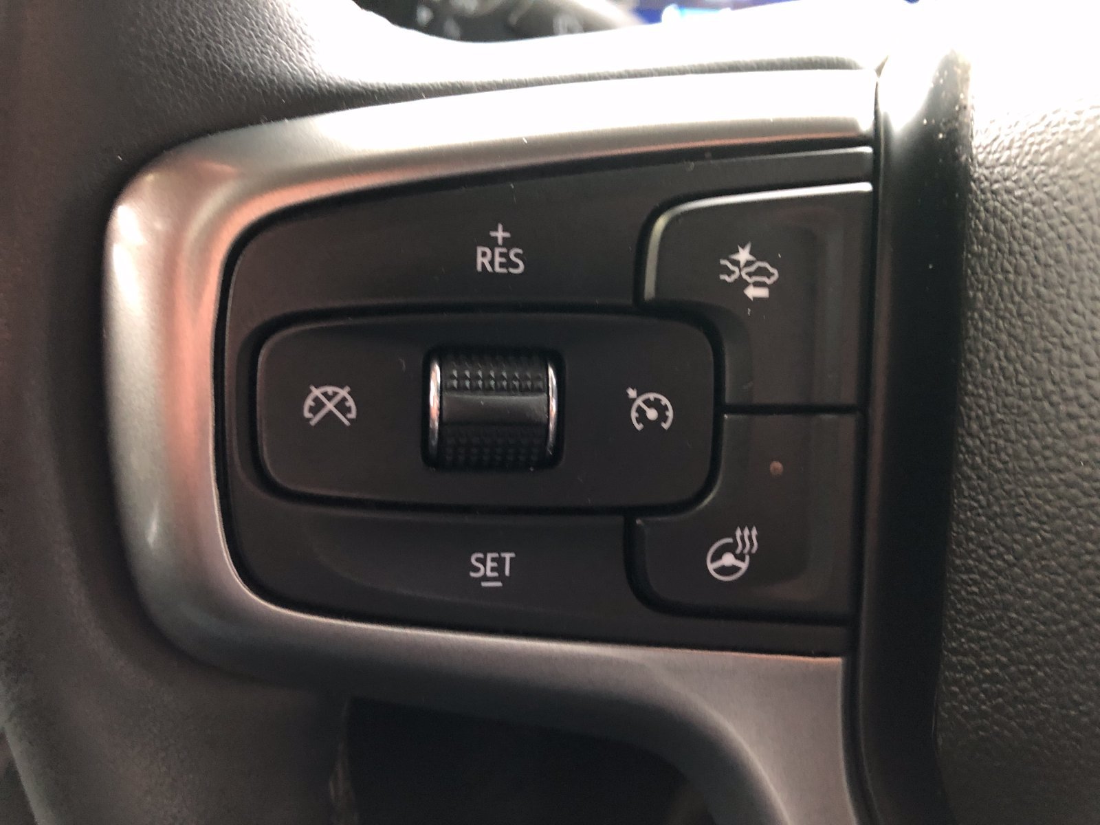 Used 2023 Chevrolet Silverado 1500 RST w/ Z71 Off-Road Package AWD/4WD image 31