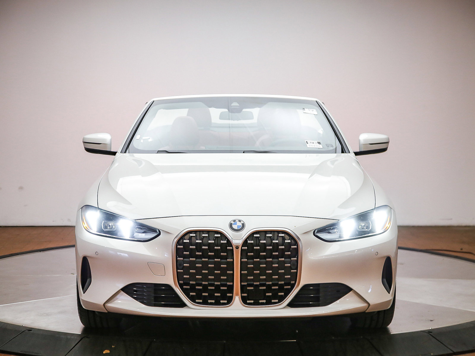 Used 2026 BMW 430i Convertible w/ Parking Assistance Package RWD image 2