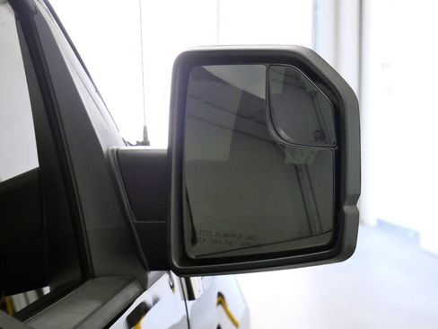 Used 2019 Ford F150 XLT AWD/4WD image 40